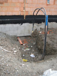 Water en riolering gaan de woning binnen.